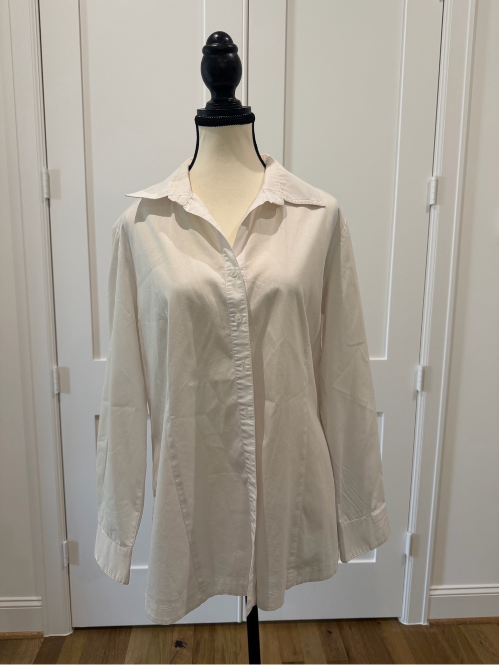 Couleur by Finley White Button Down Shirt Cotton Blend Women’s Large